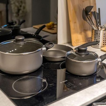 New 3Bed Stylish Apartment With Amazing Transport London Eksteriør bilde